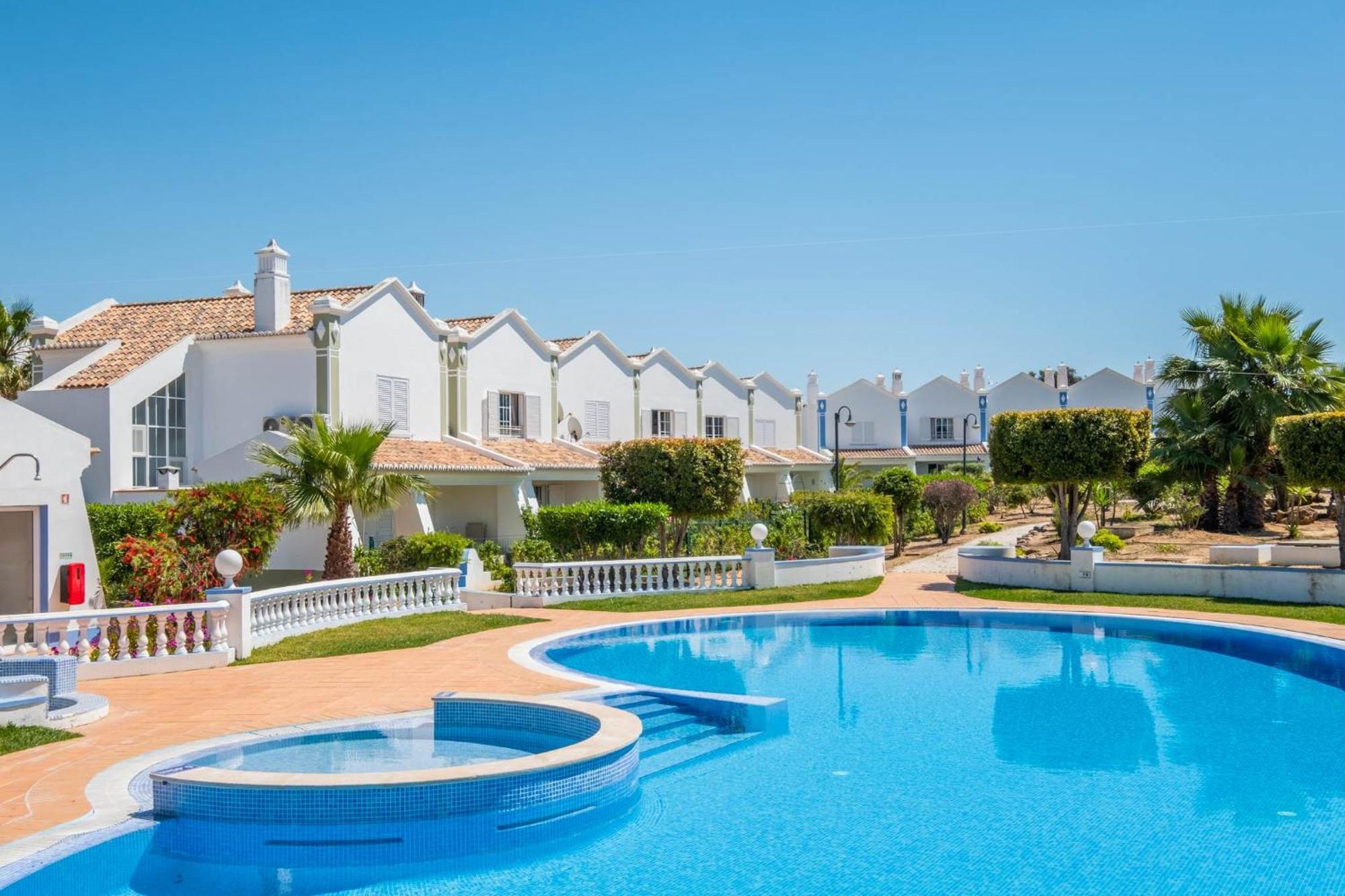 Baya - Great Family Complex With Communal Pool Сasa de vacaciones Albufeira
